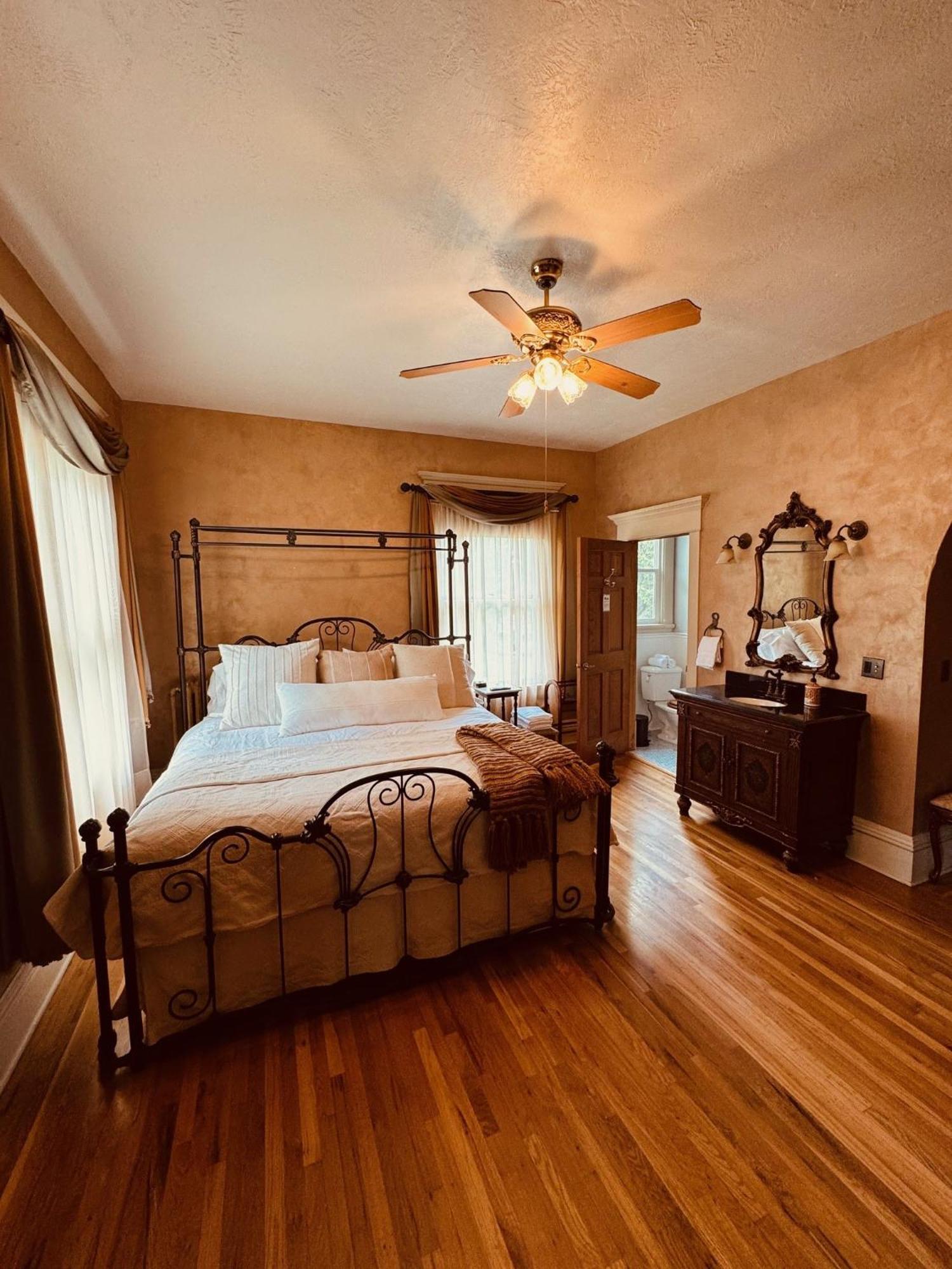 The Gibson Mansion Bed And Breakfast Мисула Екстериор снимка